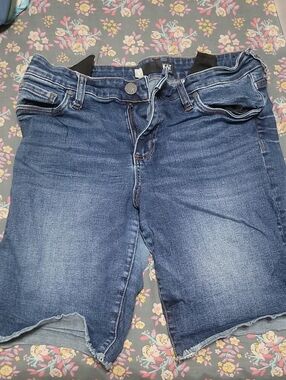 Kut Short NATALIE